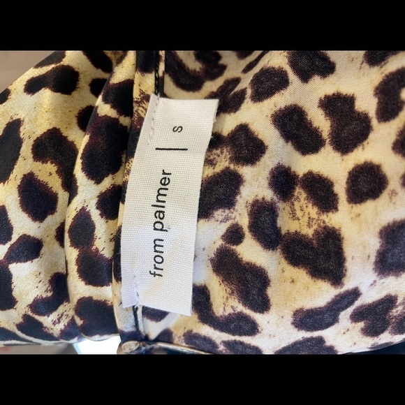 From PALMER cheetah print long sleeve pullover blouse - Picture 4 of 5